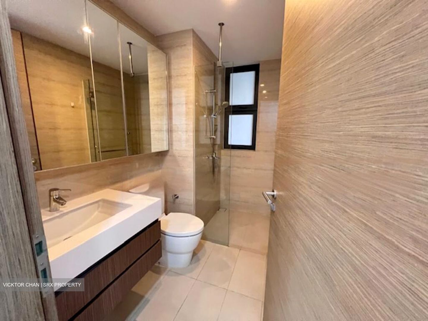 The Palette (D18), Condominium #501942181